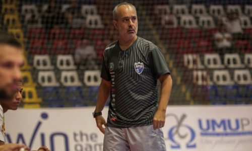 Peri Fuentes é o novo técnico da ACBF