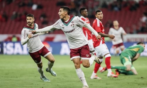 Porto Alegre, Brasil - 01/06/2025 - Estádio Beira Rio -   
Fluminense enfrenta o Internacional esta noite em Porto Alegre pela 11ª do Campeonato Brasileiro 2025.

FOTO: LUCAS MERÇON  / FLUMINENSE F.C.
.
IMPORTANTE: Imagem destinada a uso institucional e divulgação, seu
uso comercial está vetado incondicionalmente por seu autor e o
Fluminense Football Club.É obrigatório mencionar o nome do autor ou
usar a imagem.
.
IMPORTANT: Image intended for institutional use and distribution.
Commercial use is prohibited unconditionally by its author and
Fluminense Football Club. It is mandatory to mention the name of the
author or use the image.
.
IMPORTANTE: Imágen para uso solamente institucional y distribuición. El
uso comercial es prohibido por su autor y por el Fluminense FootballClub. 
És mandatório mencionar el nombre del autor ao usar el imágen.