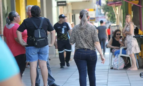 Santiago fechou o mês de julho com saldo positivo de 10 novas vagas de emprego